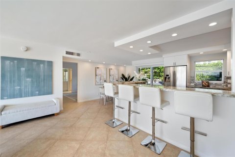Condo in Fort Lauderdale, Florida, 2 bedrooms № 2081745 - photo 7