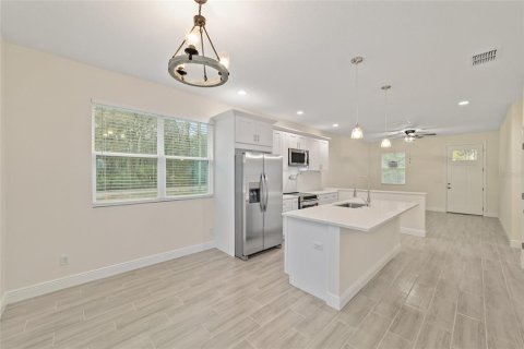 Villa ou maison à vendre à Ocklawaha, Floride: 3 chambres, 125.36 m2 № 1544993 - photo 13