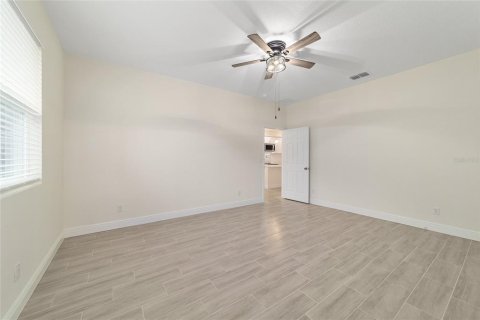 Villa ou maison à vendre à Ocklawaha, Floride: 3 chambres, 125.36 m2 № 1544993 - photo 19