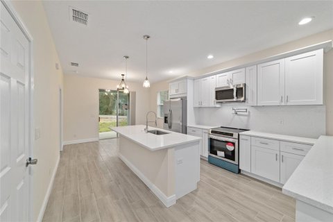 Villa ou maison à vendre à Ocklawaha, Floride: 3 chambres, 125.36 m2 № 1544993 - photo 11