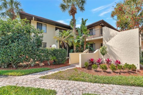 Condo in Bradenton, Florida, 2 bedrooms  № 2155467