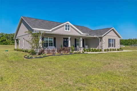 House in Ocala, Florida 3 bedrooms, 220.55 sq.m. № 1640798 - photo 2
