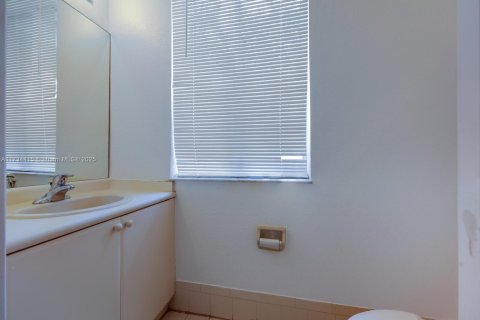 Adosado en venta en Homestead, Florida, 3 dormitorios, 120.96 m2 № 1938077 - foto 6