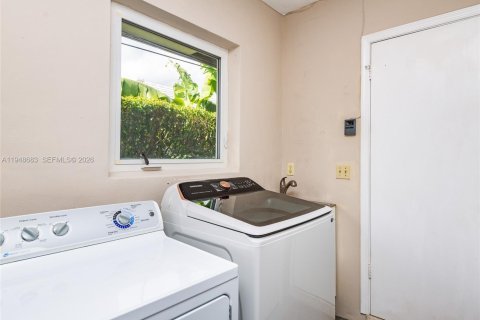 Снять в аренду виллу или дом в Бока-Ратон, Флорида 4 спальни, 215.44м2, № 2004563 - фото 19