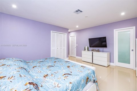 Снять в аренду виллу или дом в Бока-Ратон, Флорида 4 спальни, 215.44м2, № 2004563 - фото 12