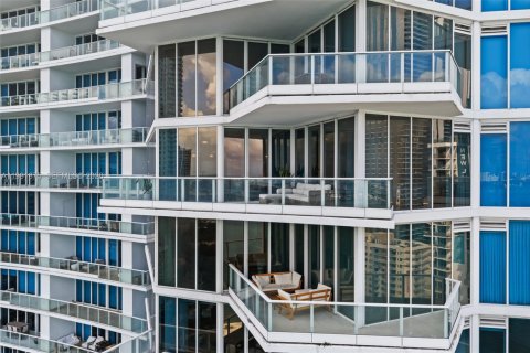 Купить кондоминиум в Майами, Флорида 3 спальни, 204.48м2, № 2056799 - фото 21