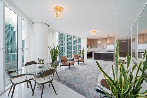 Купить кондоминиум в Майами, Флорида 3 спальни, 204.48м2, № 2056799 - фото 25