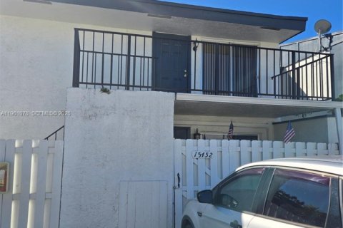 Condo in Miami, Florida, 2 bedrooms  № 2025740 - photo 4