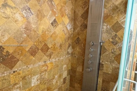 Condominio en alquiler en Miami, Florida, 2 dormitorios, 91.42 m2 № 2022626 - foto 29