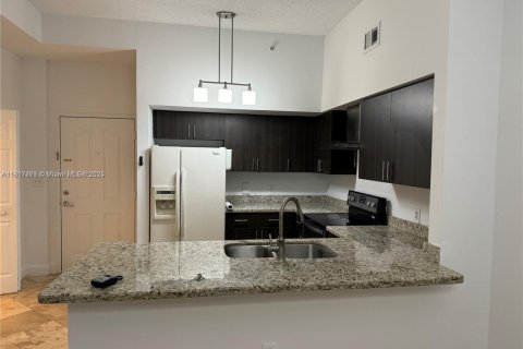 Condominio en alquiler en Miami, Florida, 2 dormitorios, 91.42 m2 № 2022626 - foto 8