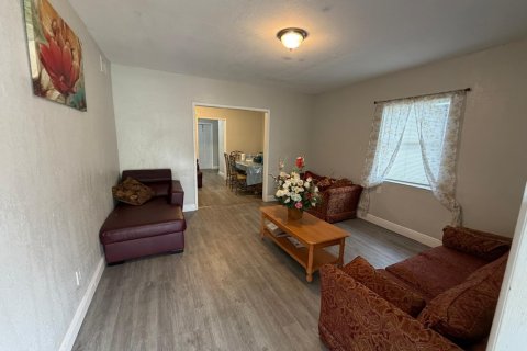 Villa ou maison à vendre à Fort Lauderdale, Floride: 2 chambres, 85.28 m2 № 2182757 - photo 5