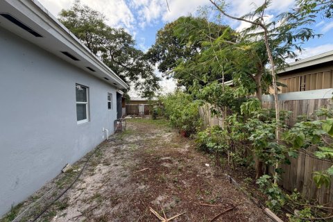 Villa ou maison à vendre à Fort Lauderdale, Floride: 2 chambres, 85.28 m2 № 2182757 - photo 20
