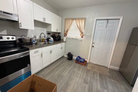 Villa ou maison à vendre à Fort Lauderdale, Floride: 2 chambres, 85.28 m2 № 2182757 - photo 3