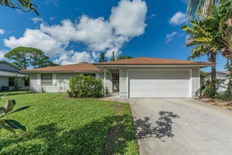 House in Vero Beach, Florida 3 bedrooms, 94.39 sq.m. № 2361604