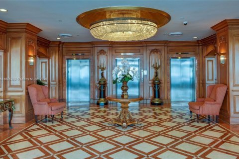 Condo in Coral Gables, Florida, 1 bedroom  № 1617650 - photo 22