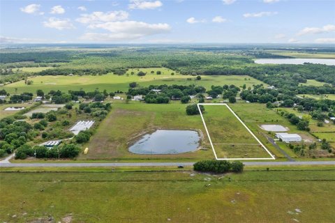 Terreno en venta en Kenansville, Florida № 1683019 - foto 1