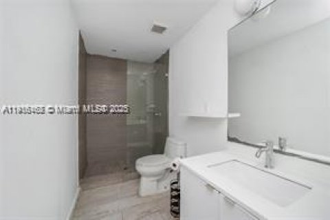Copropriété à vendre à Miami Beach, Floride: 1 chambre, 37.72 m2 № 2016362 - photo 12