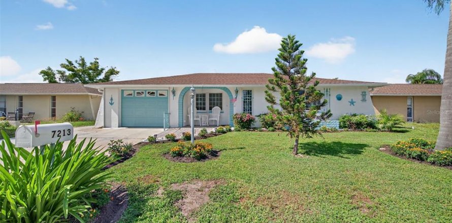 Casa en Port Richey, Florida 2 dormitorios, 130.43 m2 № 1919931