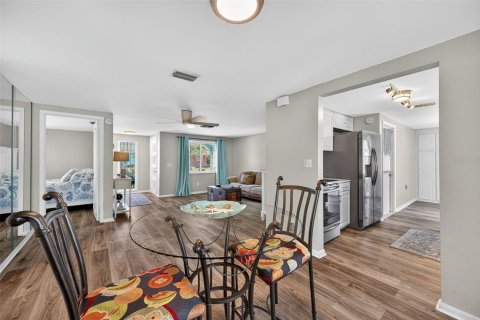 Casa en venta en Port Richey, Florida, 2 dormitorios, 130.43 m2 № 1919931 - foto 8