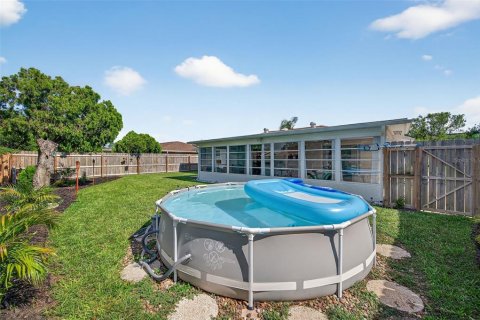 Casa en venta en Port Richey, Florida, 2 dormitorios, 130.43 m2 № 1919931 - foto 25