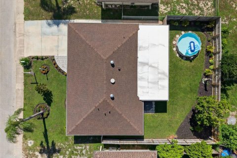 Casa en venta en Port Richey, Florida, 2 dormitorios, 130.43 m2 № 1919931 - foto 30