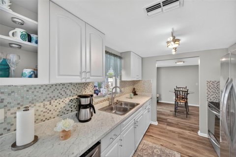 Casa en venta en Port Richey, Florida, 2 dormitorios, 130.43 m2 № 1919931 - foto 10