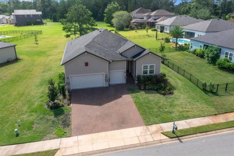 House in BELLECHASE in Ocala, Florida 4 bedrooms, 212.93 sq.m. № 2099475 - photo 4
