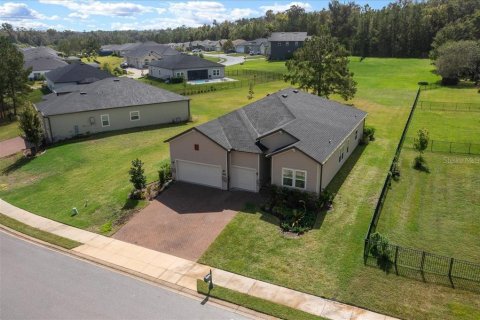 House in BELLECHASE in Ocala, Florida 4 bedrooms, 212.93 sq.m. № 2099475 - photo 12
