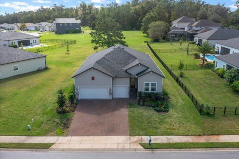 House in BELLECHASE in Ocala, Florida 4 bedrooms, 212.93 sq.m. № 2099475 - photo 2