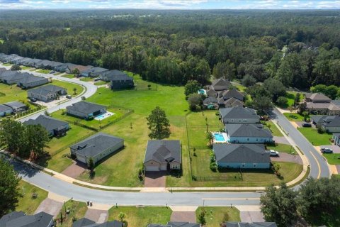 House in BELLECHASE in Ocala, Florida 4 bedrooms, 212.93 sq.m. № 2099475 - photo 10