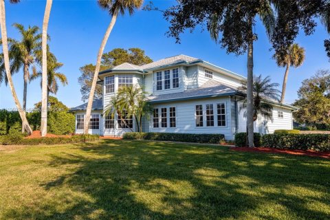 Villa ou maison à vendre à Clewiston, Floride: 4 chambres, 343.65 m2 № 2189939 - photo 5