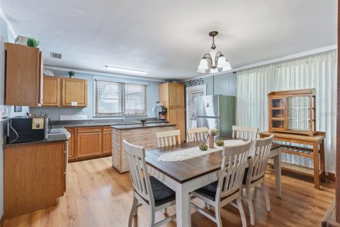 Casa en venta en Wildwood, Florida, 2 dormitorios, 100.71 m2 № 1869623 - foto 10
