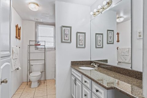Casa en venta en Wildwood, Florida, 2 dormitorios, 100.71 m2 № 1869623 - foto 17
