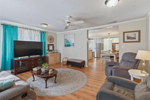 Casa en venta en Wildwood, Florida, 2 dormitorios, 100.71 m2 № 1869623 - foto 6