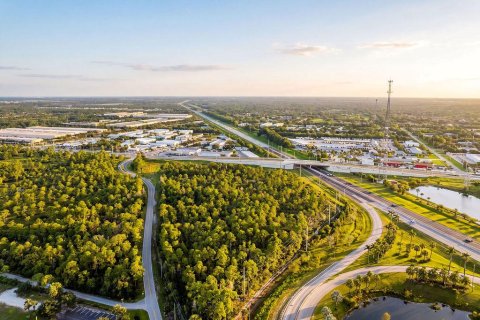 Propiedad comercial en venta en Palm City, Florida № 2417402 - foto 6