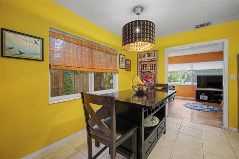 Casa en venta en Gulfport, Florida, 2 dormitorios, 94.76 m2 № 2409839 - foto 11