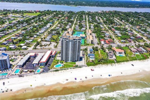 Condo in Daytona Beach, Florida, 3 bedrooms  № 2123399 - photo 11