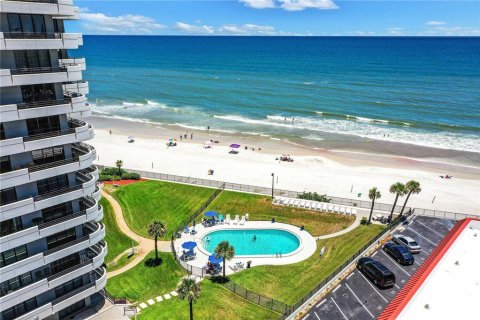 Condo in Daytona Beach, Florida, 3 bedrooms  № 2123399 - photo 15
