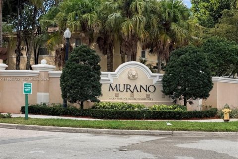 Townhouse in Miramar, Florida 3 bedrooms, 134.71 sq.m. № 2029916 - photo 22