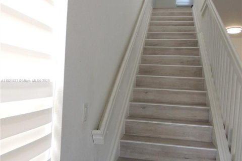 Villa ou maison à vendre à Homestead, Floride: 3 chambres, 190.26 m2 № 1976168 - photo 13