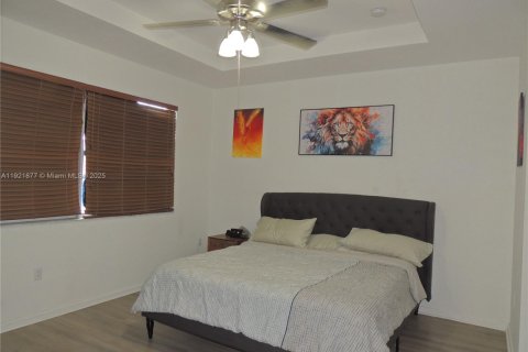 Villa ou maison à vendre à Homestead, Floride: 3 chambres, 190.26 m2 № 1976168 - photo 15
