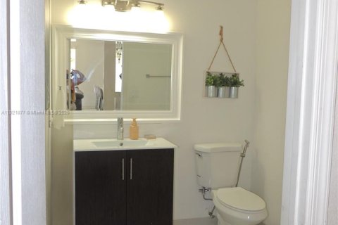 Villa ou maison à vendre à Homestead, Floride: 3 chambres, 190.26 m2 № 1976168 - photo 9