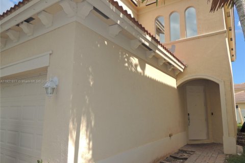 Villa ou maison à vendre à Homestead, Floride: 3 chambres, 190.26 m2 № 1976168 - photo 3