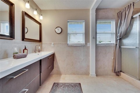 Casa en alquiler en Sun City Center, Florida, 2 dormitorios, 234.86 m2 № 1906727 - foto 25