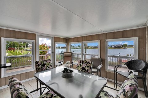 Casa en alquiler en Sun City Center, Florida, 2 dormitorios, 234.86 m2 № 1906727 - foto 16