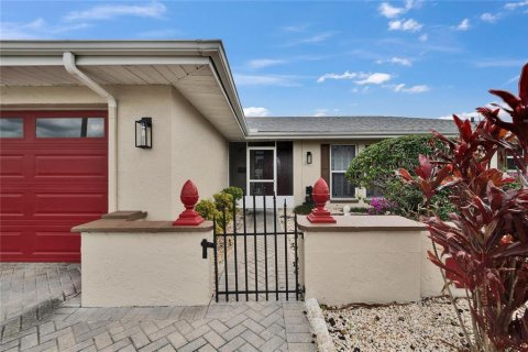 Casa en alquiler en Sun City Center, Florida, 2 dormitorios, 234.86 m2 № 1906727 - foto 7