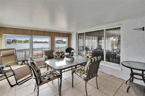Casa en alquiler en Sun City Center, Florida, 2 dormitorios, 234.86 m2 № 1906727 - foto 17