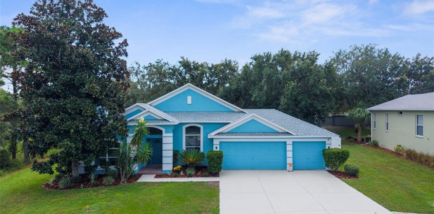 House in Spring Hill, Florida 4 bedrooms, 189.06 sq.m. № 1876206