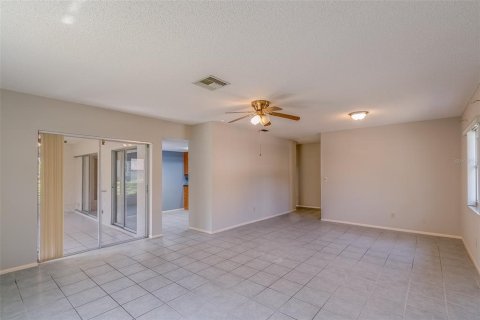 Copropriété à vendre à Clearwater, Floride: 2 chambres, 131.09 m2 № 1873846 - photo 4