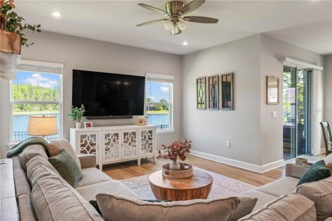 Villa ou maison à louer à Odessa, Floride: 3 chambres, 221.66 m2 № 2412547 - photo 12